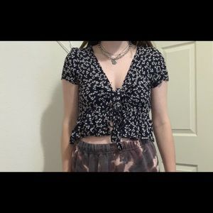 Brandy Melville floral tie top